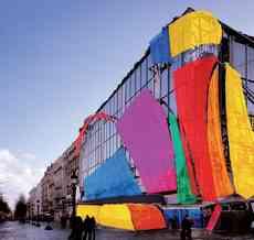 Castelbajac signe une décoration Pop pour le Drugstore des Champs-Elysées - Noël - CityZens