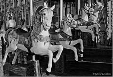 Des carrousels gratuits pour petits et grands à Paris pour les fêtes de Noël - Noël - CityZens