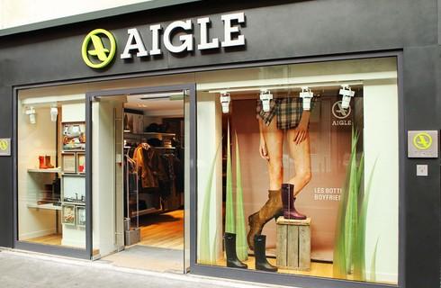 Aigle débarque sur l'avenue des Champs-Elysées Shopping