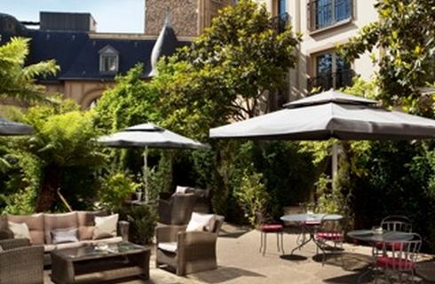 Déjeuner, sieste et afterworks dans un oasis parisien Bonne Adresse