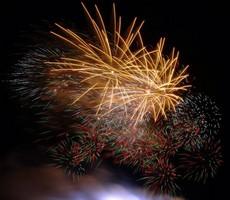Le feu d'artifice du 14 juillet à Paris rend hommage à la Francophonie - 14 Juillet - CityZens
