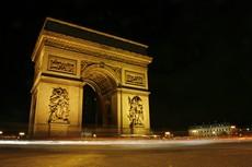 Les rues de Paris s'illuminent à nouveau pour les fêtes de Noël - Noël - CityZens